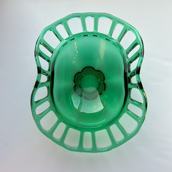 VTG Duncan Miller Emerald Green Art Glass Bowl Oval Folded Lattice Edge 10”L - Picture 3 of 6